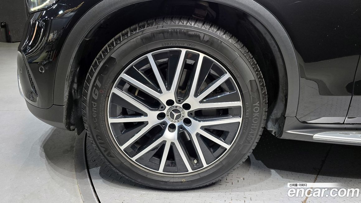 Mercedes-Benz GLC-Class 2020