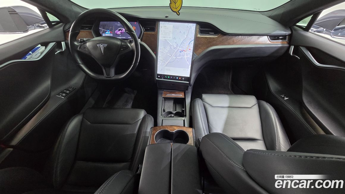 Tesla Model S 2019