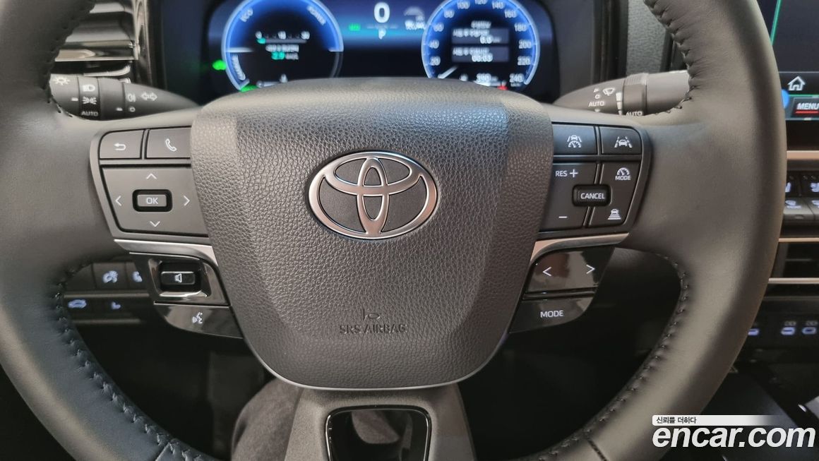 Toyota Camry 2025