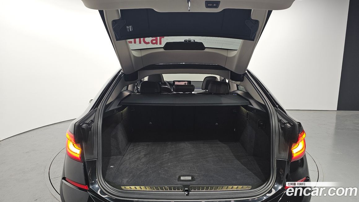 BMW Gran Turismo 2021