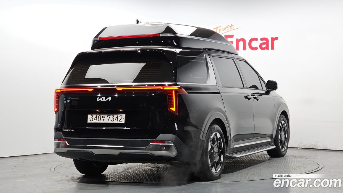 Kia Canival 2024