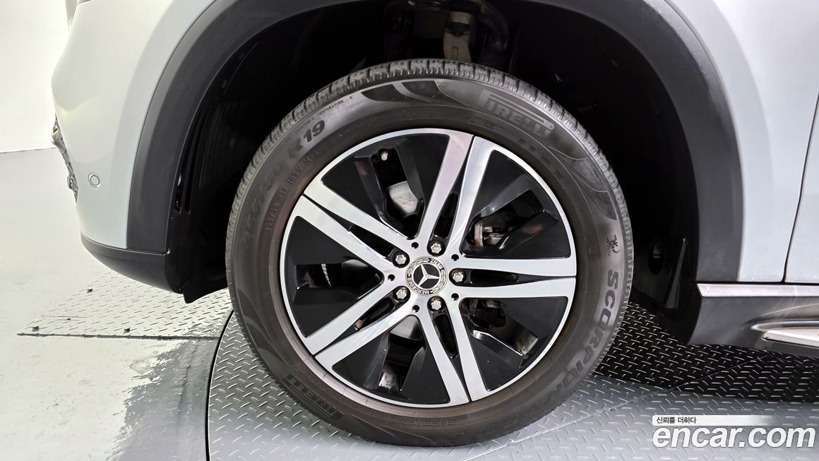 Mercedes-Benz GLE-Class 2020