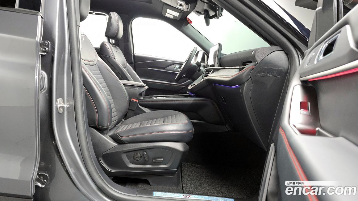 Ford Explorer 2025