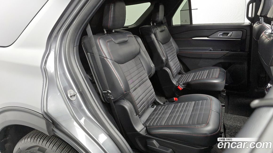 Ford Explorer 2025
