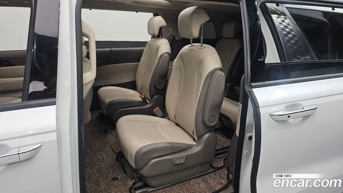 Kia Canival 2024