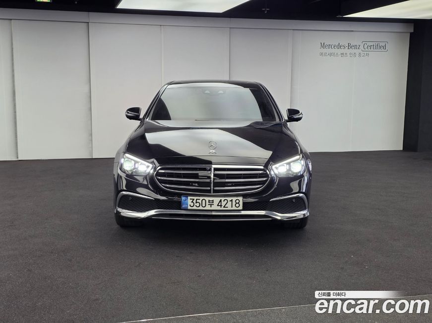 Mercedes-Benz E-Class 2022