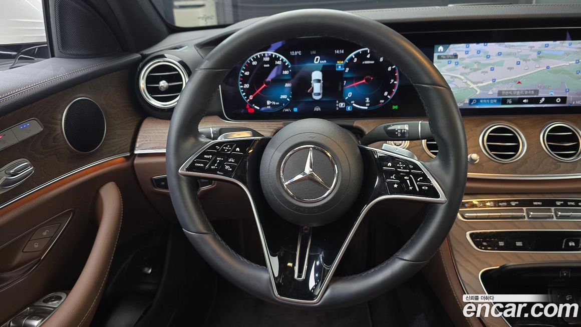Mercedes-Benz E-Class 2023