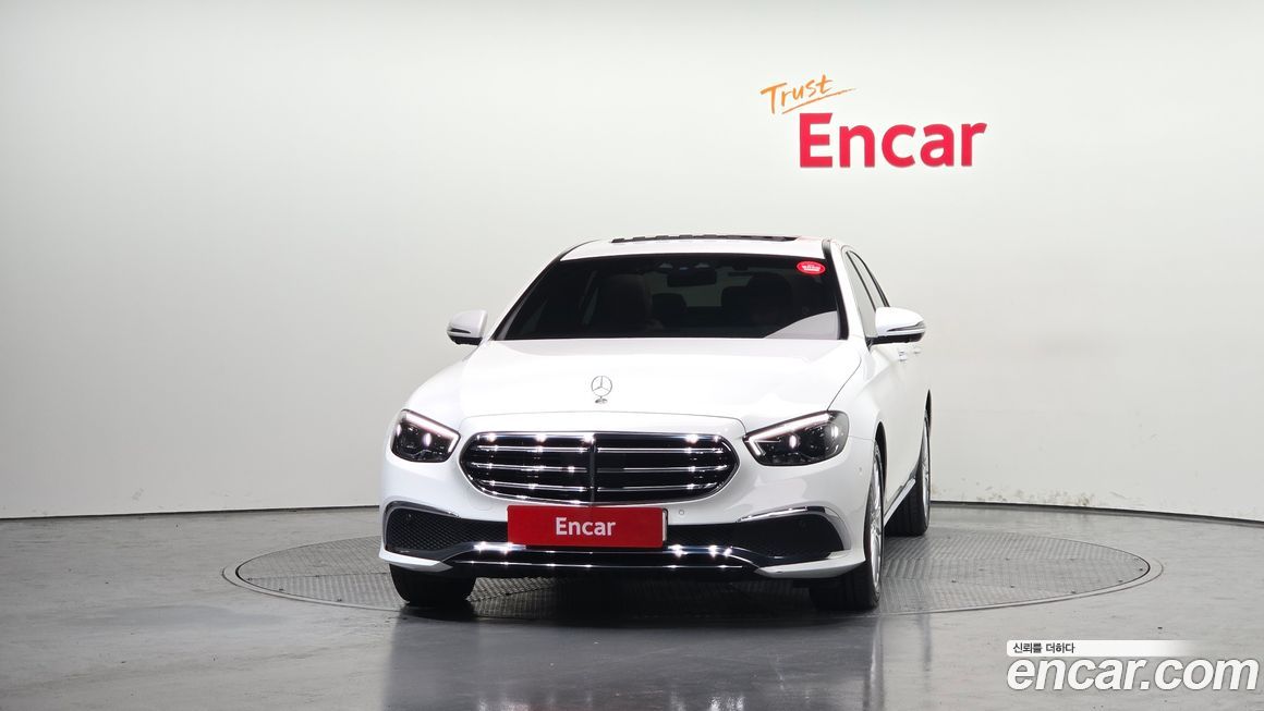 Mercedes-Benz E-Class 2023