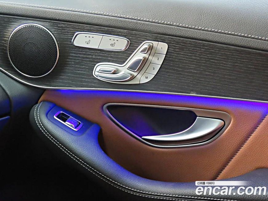 Mercedes-Benz GLC-Class 2021