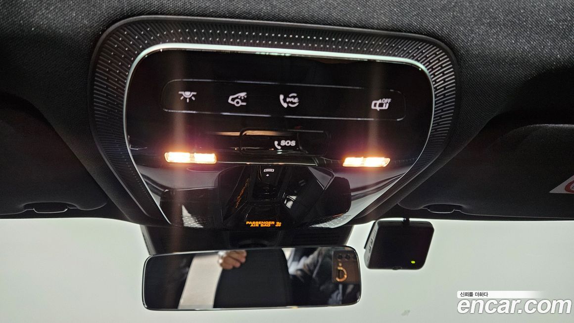 Mercedes-Benz C-Class 2024