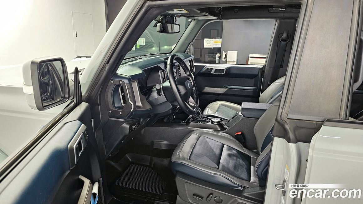 Ford Bronco 2023