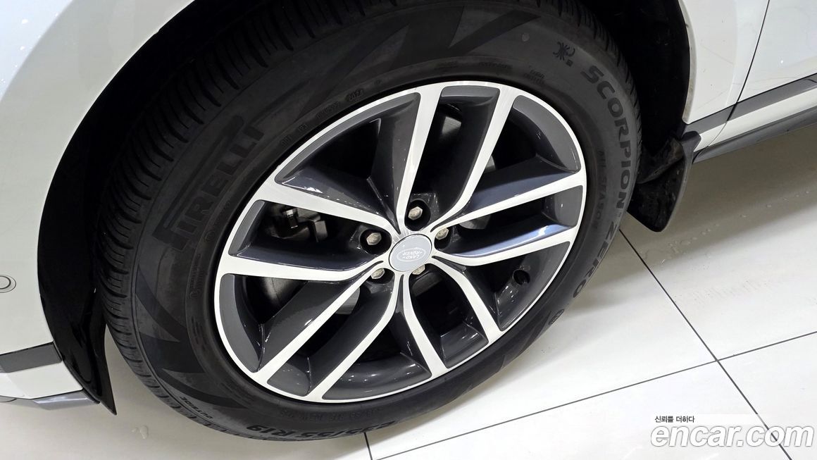 Land Rover Range Rover Evoque 2025