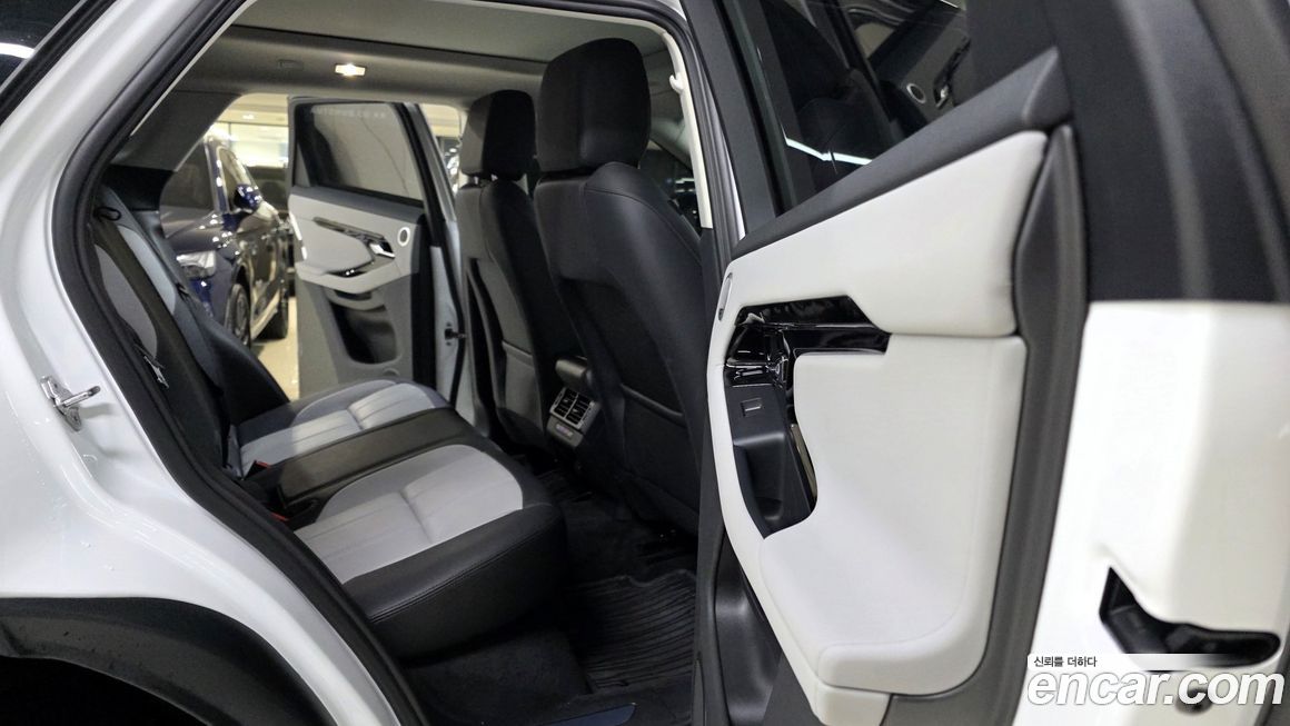 Land Rover Range Rover Evoque 2025