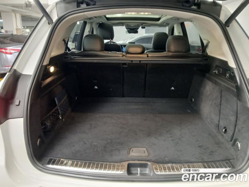 Mercedes-Benz GLE-Class 2021