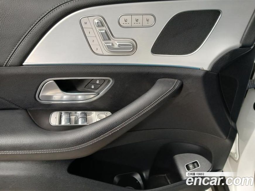 Mercedes-Benz GLE-Class 2021