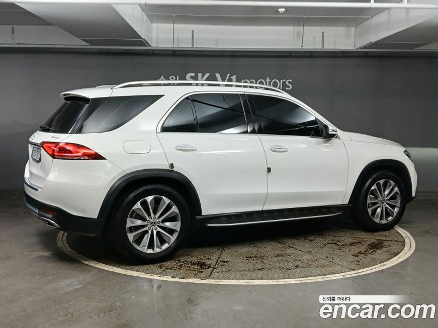 Mercedes-Benz GLE-Class 2021