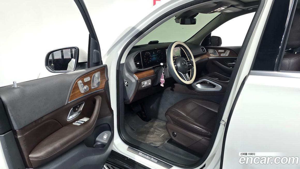 Mercedes-Benz GLE-Class 2020