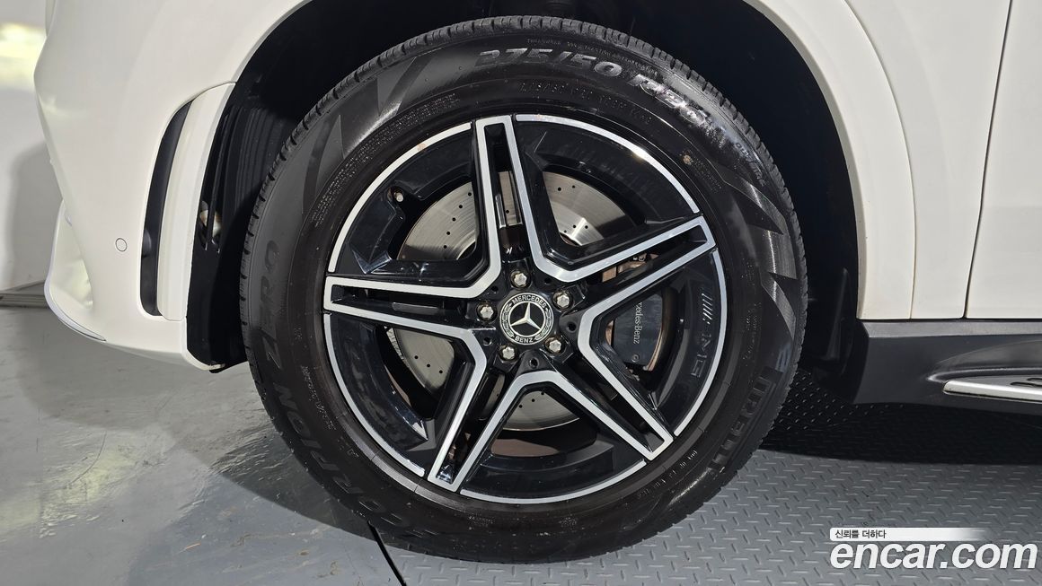 Mercedes-Benz GLE-Class 2020