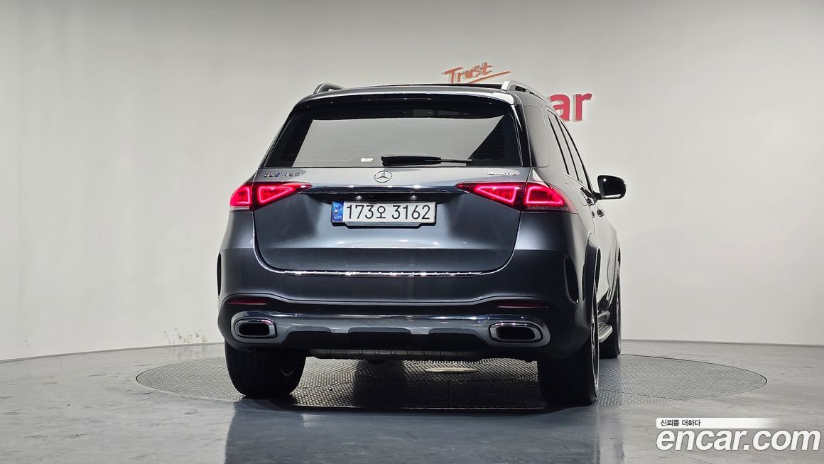 Mercedes-Benz GLE-Class 2021