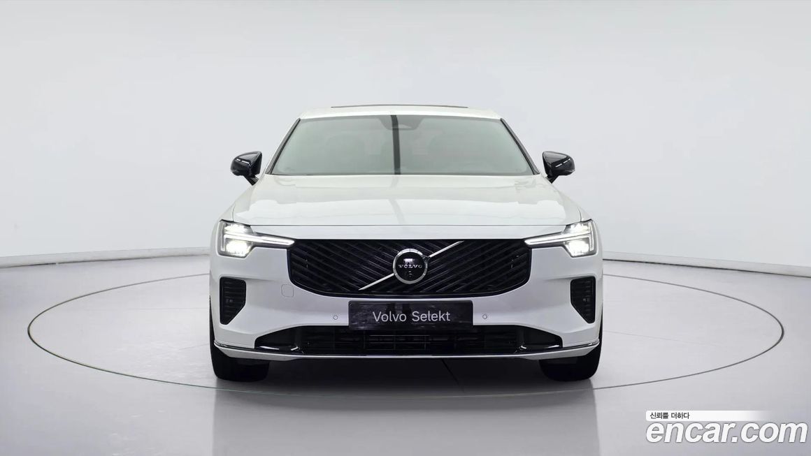 Volvo S90 2026