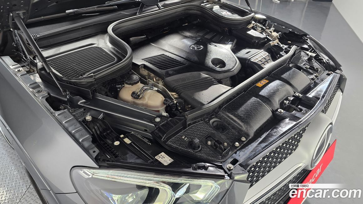 Mercedes-Benz GLE-Class 2021