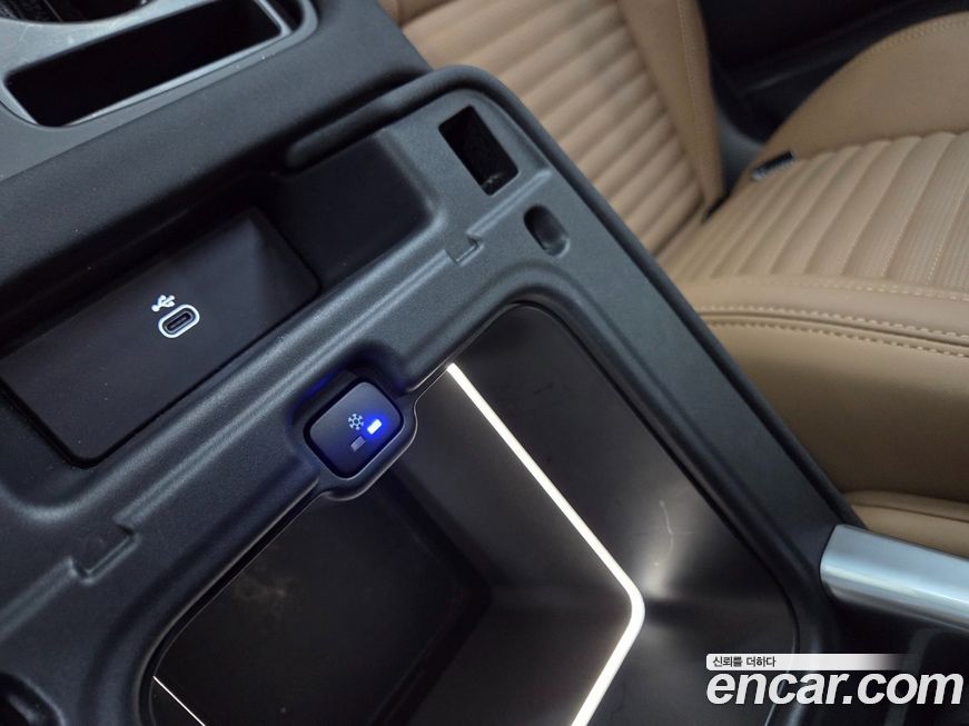 Land Rover Discovery 2025