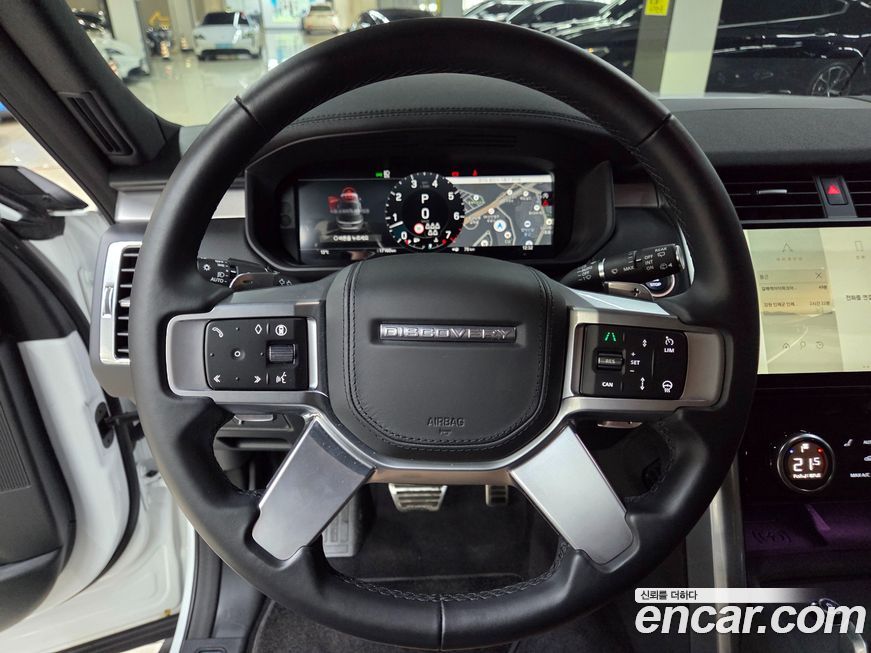 Land Rover Discovery 2025
