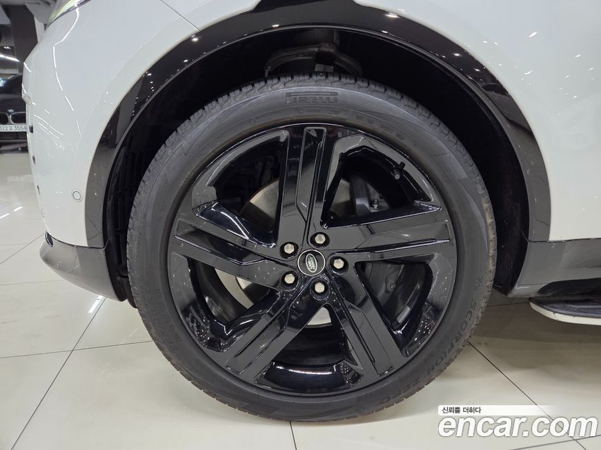 Land Rover Discovery 2025