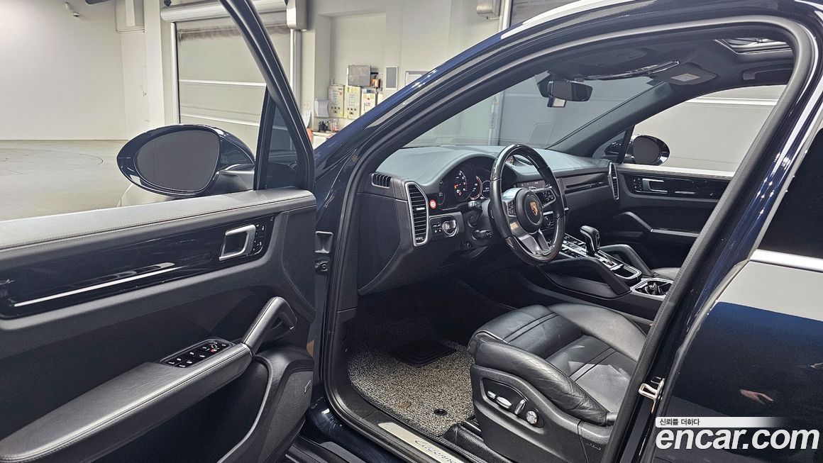 Porsche Cayenne 2020