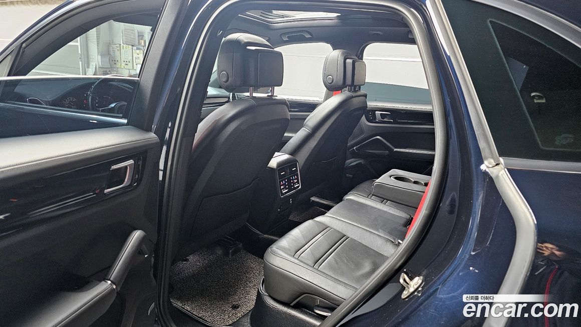 Porsche Cayenne 2020