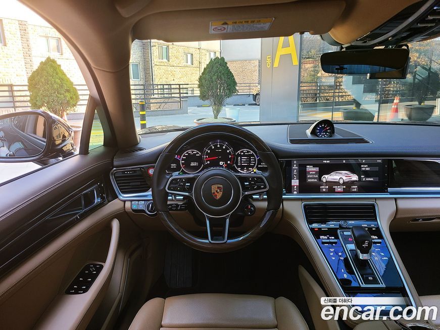 Porsche Panamera 2018