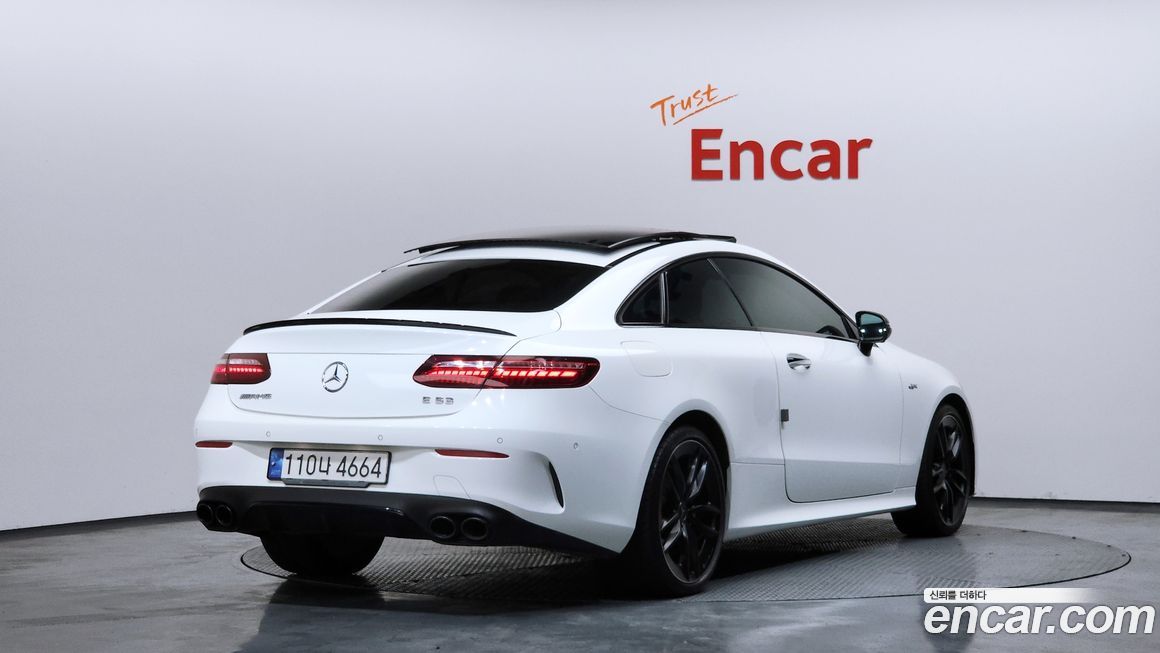 Mercedes-Benz E-Class 2023