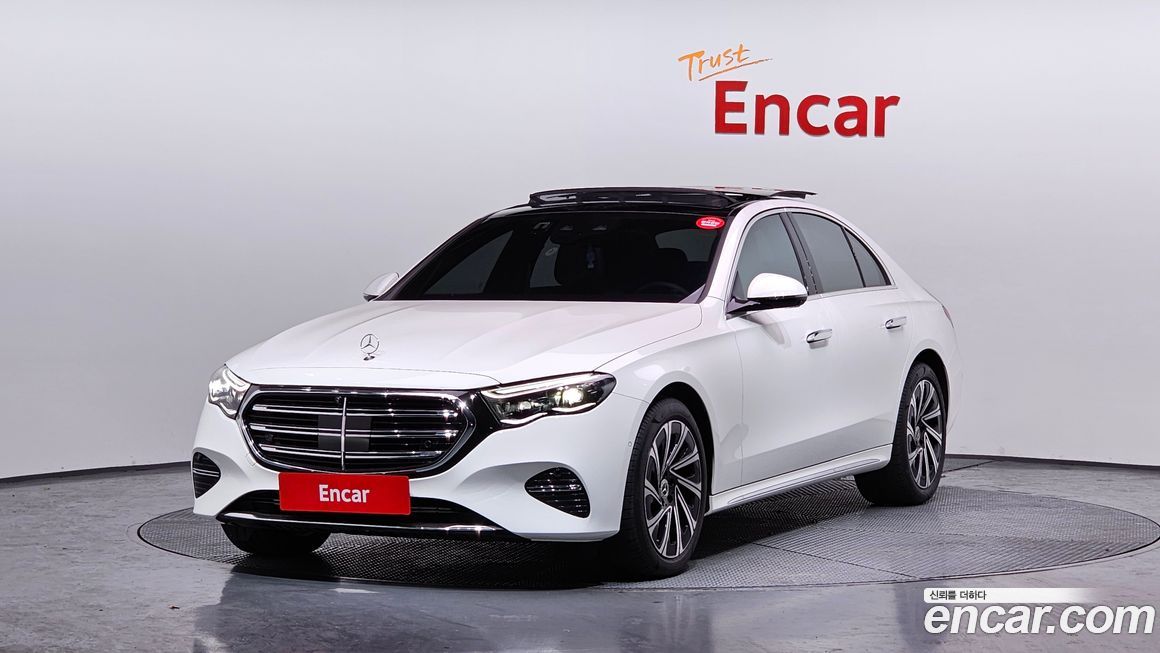Mercedes-Benz E-Class 2024