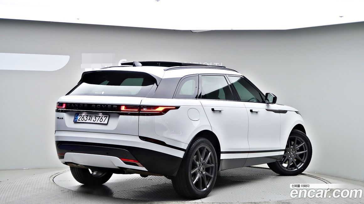 Land Rover Range Rover Velar 2025