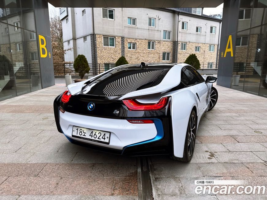 BMW i8 2016