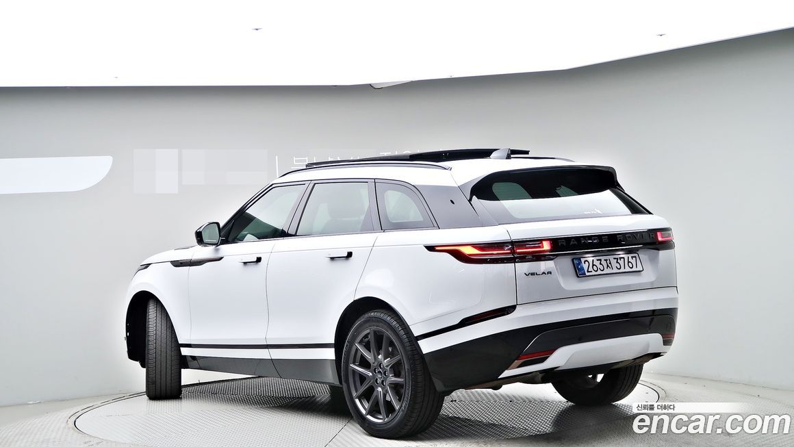 Land Rover Range Rover Velar 2025