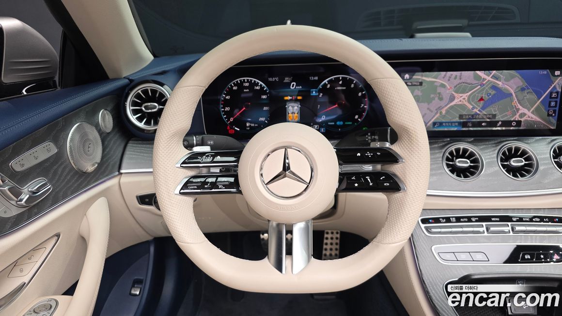 Mercedes-Benz E-Class 2022