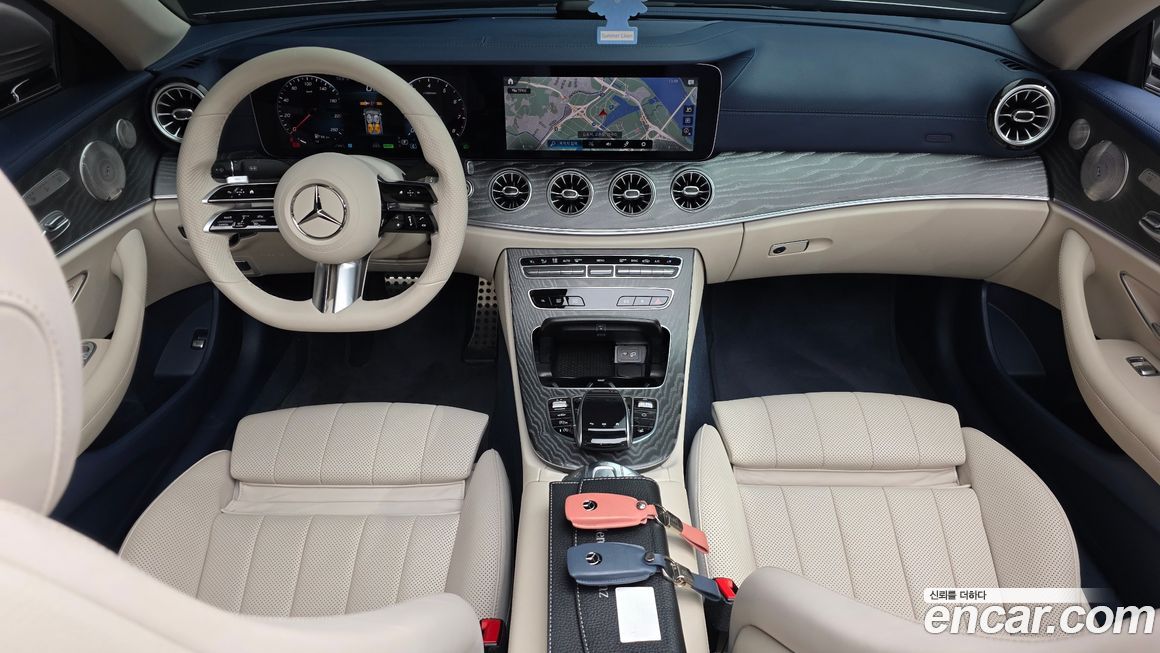 Mercedes-Benz E-Class 2022