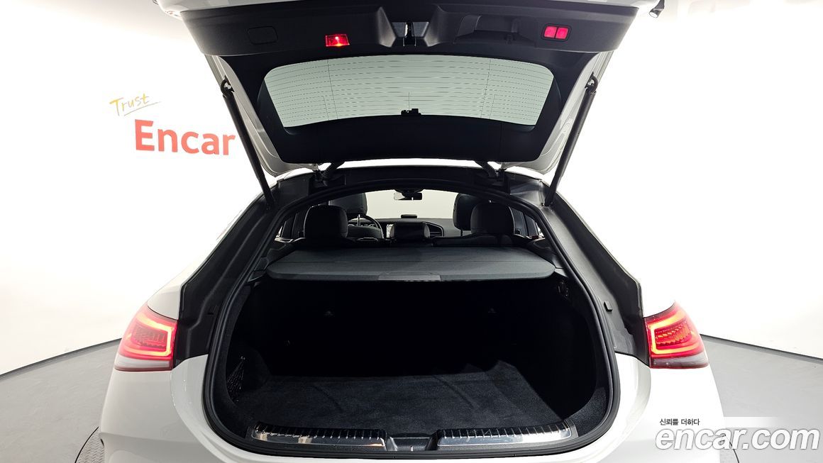 Mercedes-Benz GLE-Class 2023