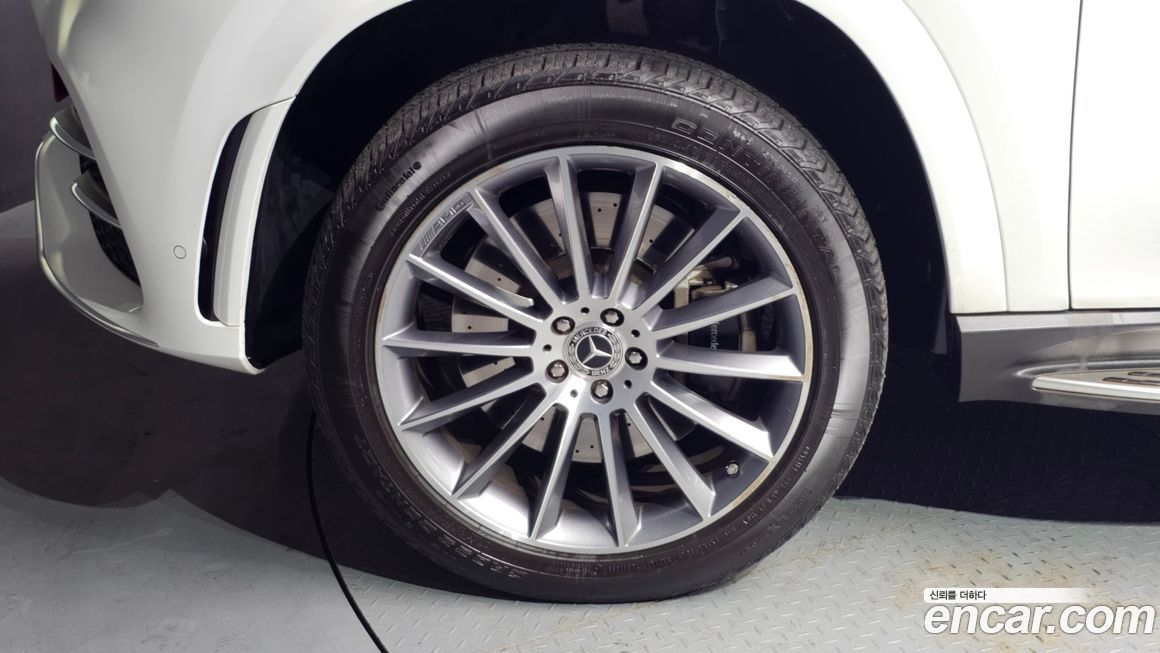 Mercedes-Benz GLE-Class 2023