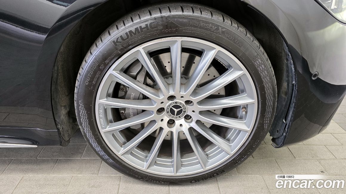 Mercedes-Benz S-Class 2022