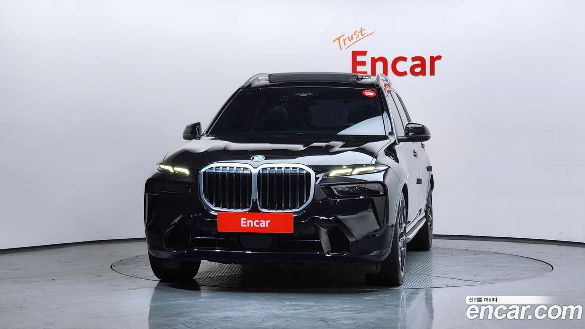 BMW X7 2024