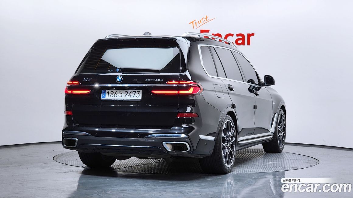 BMW X7 2024