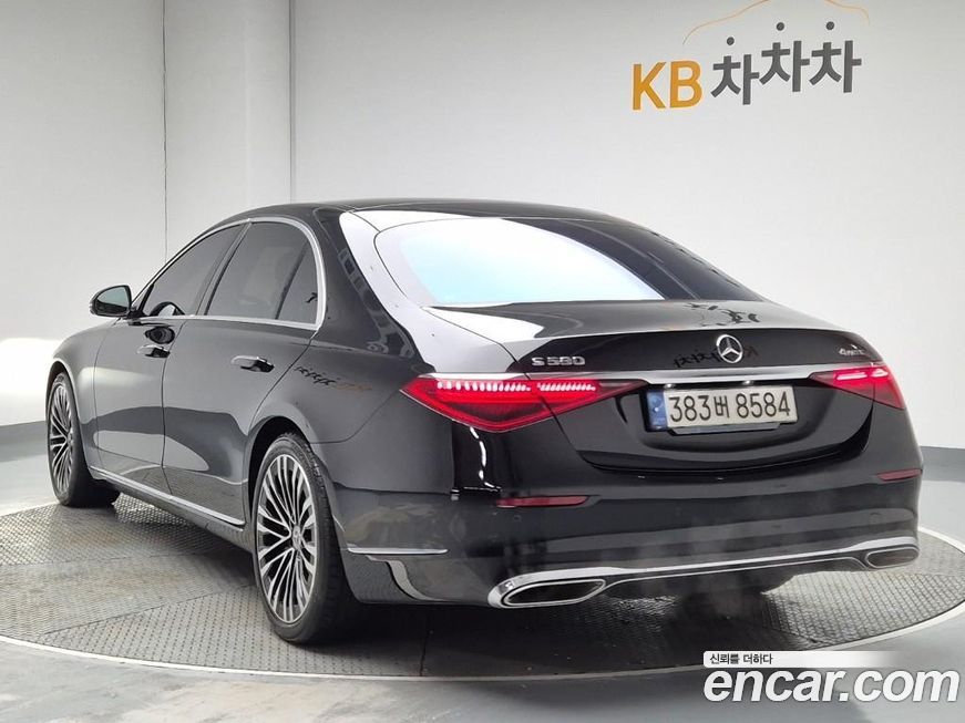 Mercedes-Benz S-Class 2021