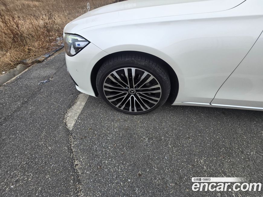 Mercedes-Benz S-Class 2022