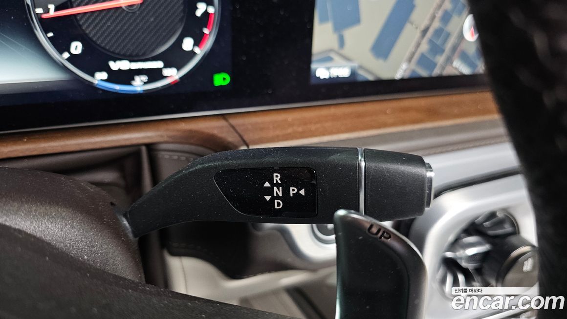 Mercedes-Benz G-Class 2023