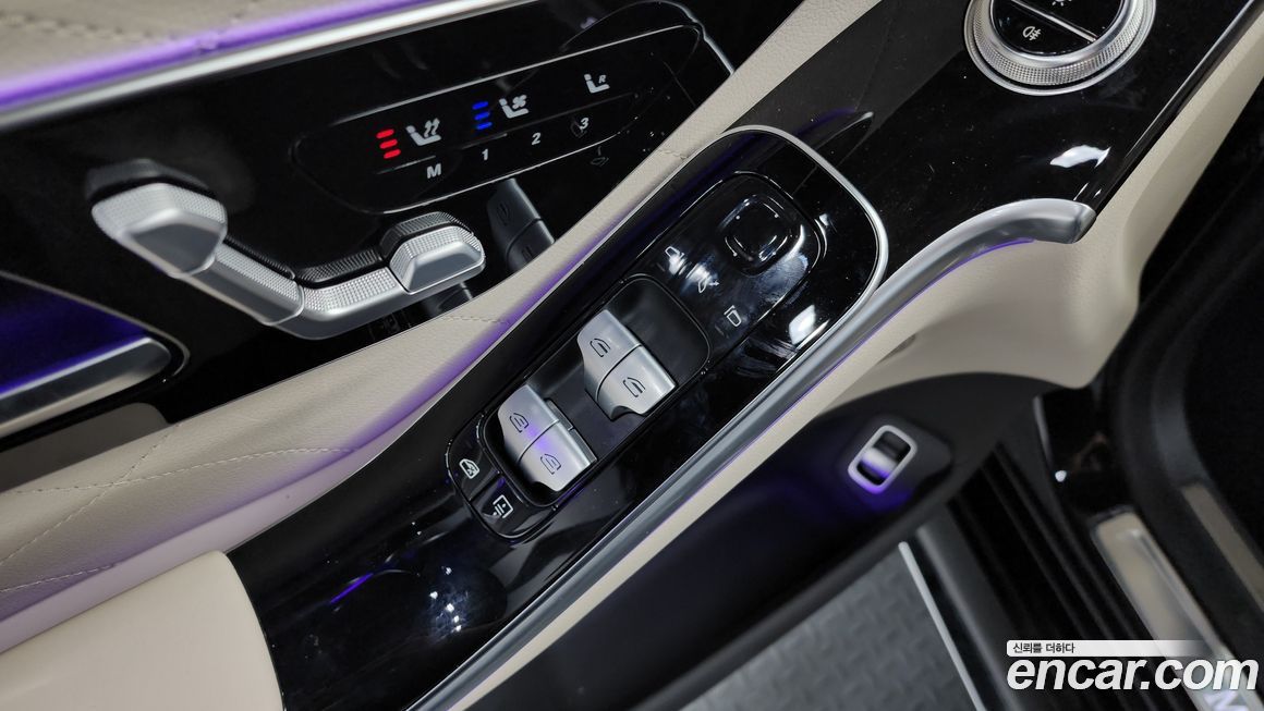 Mercedes-Benz S-Class 2025