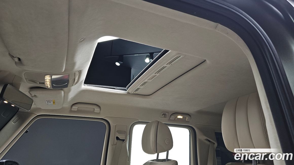 Mercedes-Benz G-Class 2023