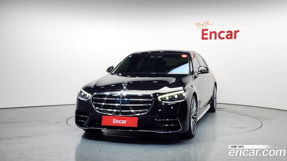 Mercedes-Benz S-Class 2025