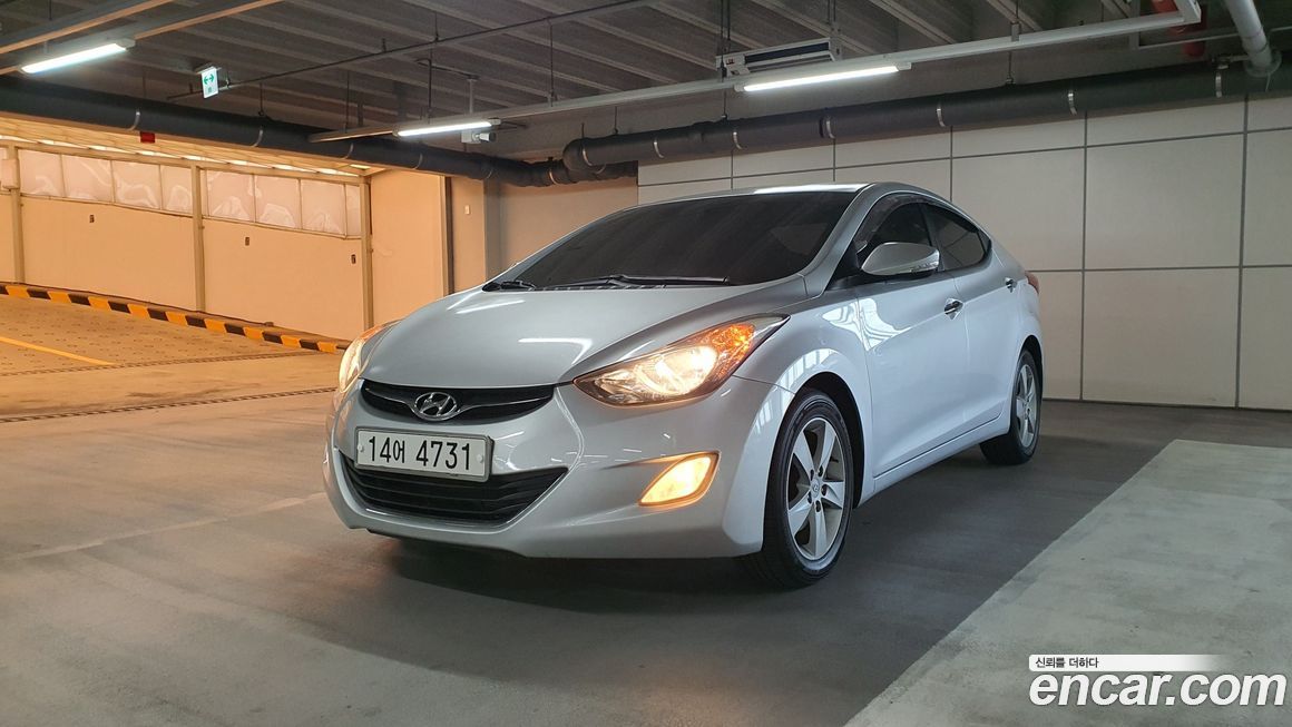 Hyundai AVANTE 2011